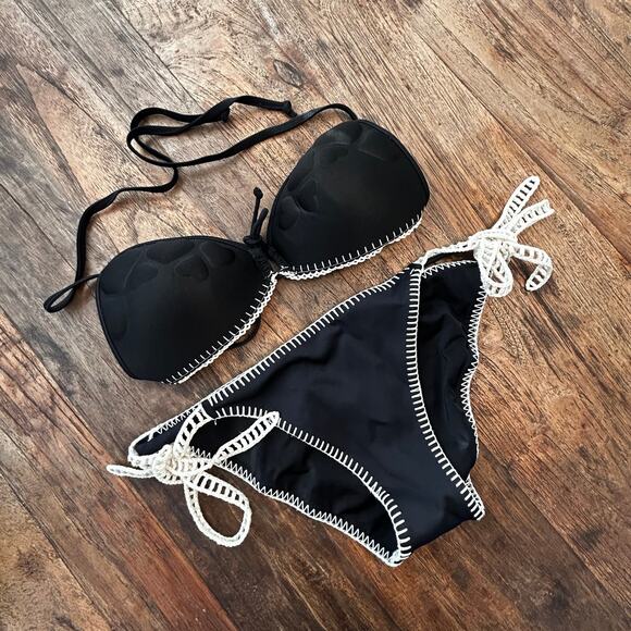 Victoria Secret Swim Black & Crochet Heart Padded Bikini - Picture 1 of 10